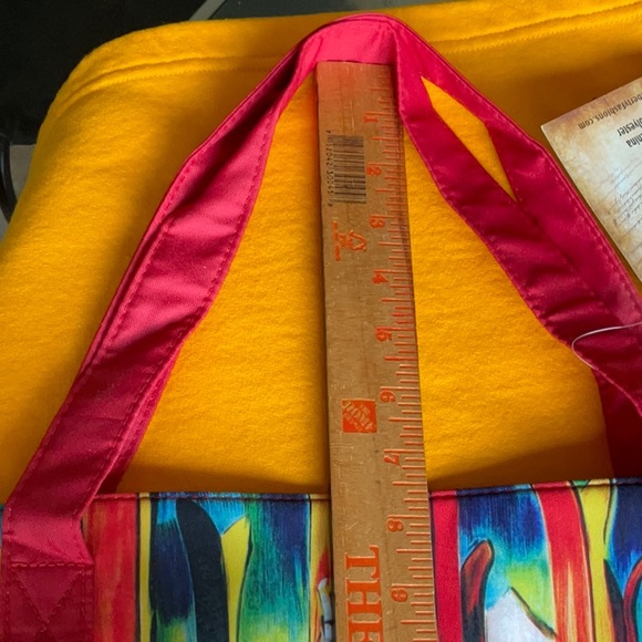 Lady Liberty Fashions Red & White Ski Valais Tote, NWT - Picture 5 of 16